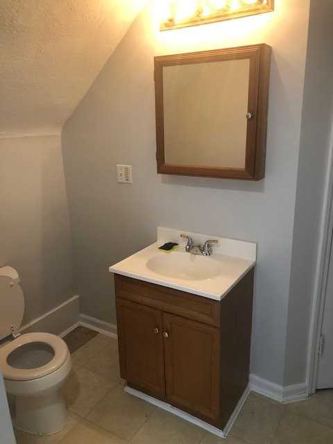 W 7th St #3rdFL - Photo 6 of 19