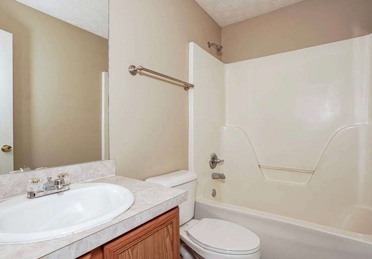 87 Pebble Ridge Dr - Photo 3 of 8