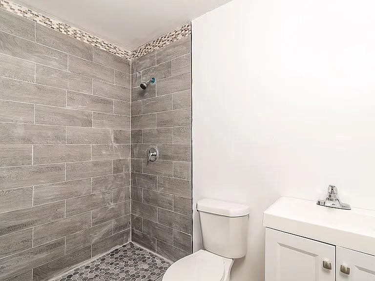 1710 W Ferris Ave - Photo 5 of 10