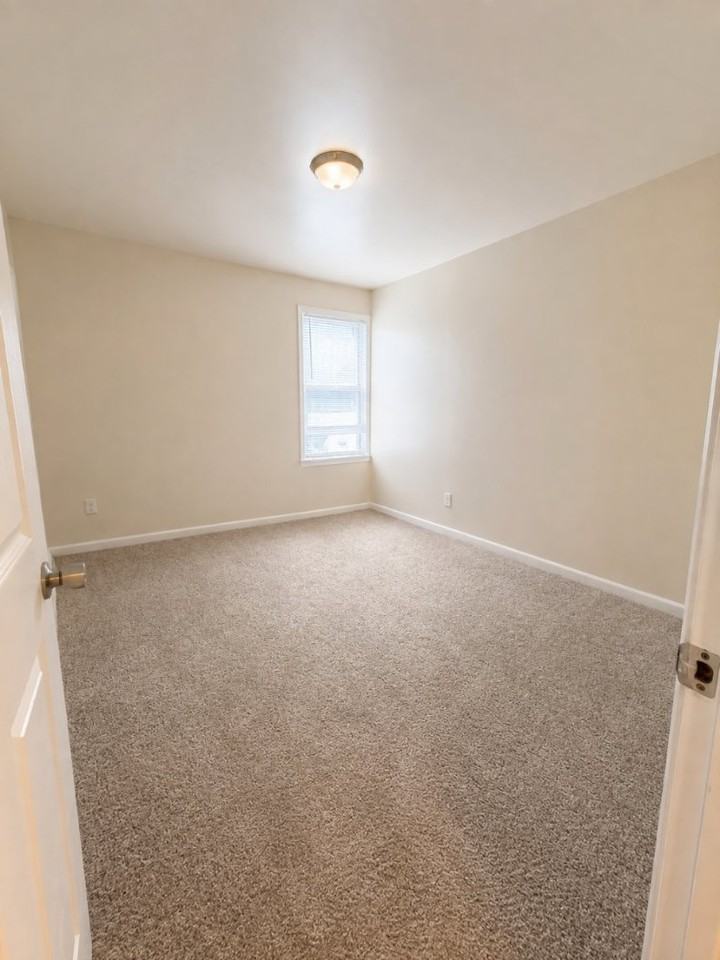 3012 Chamberlayne Ave #108 - Photo 7 of 8