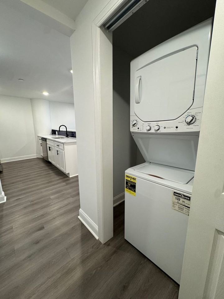 901 Quarry St - Photo 3 of 35