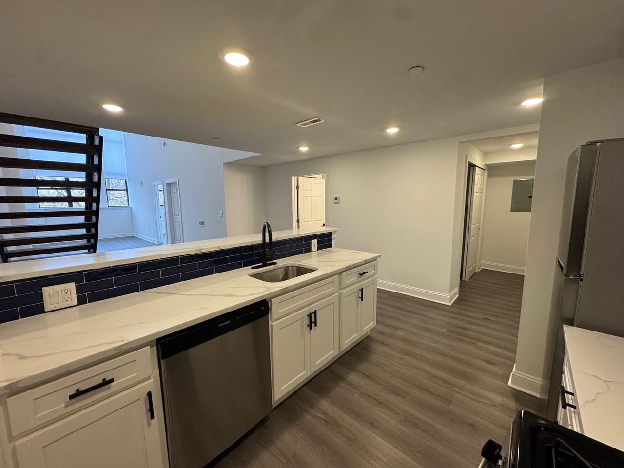 901 Quarry St - Photo 6 of 35