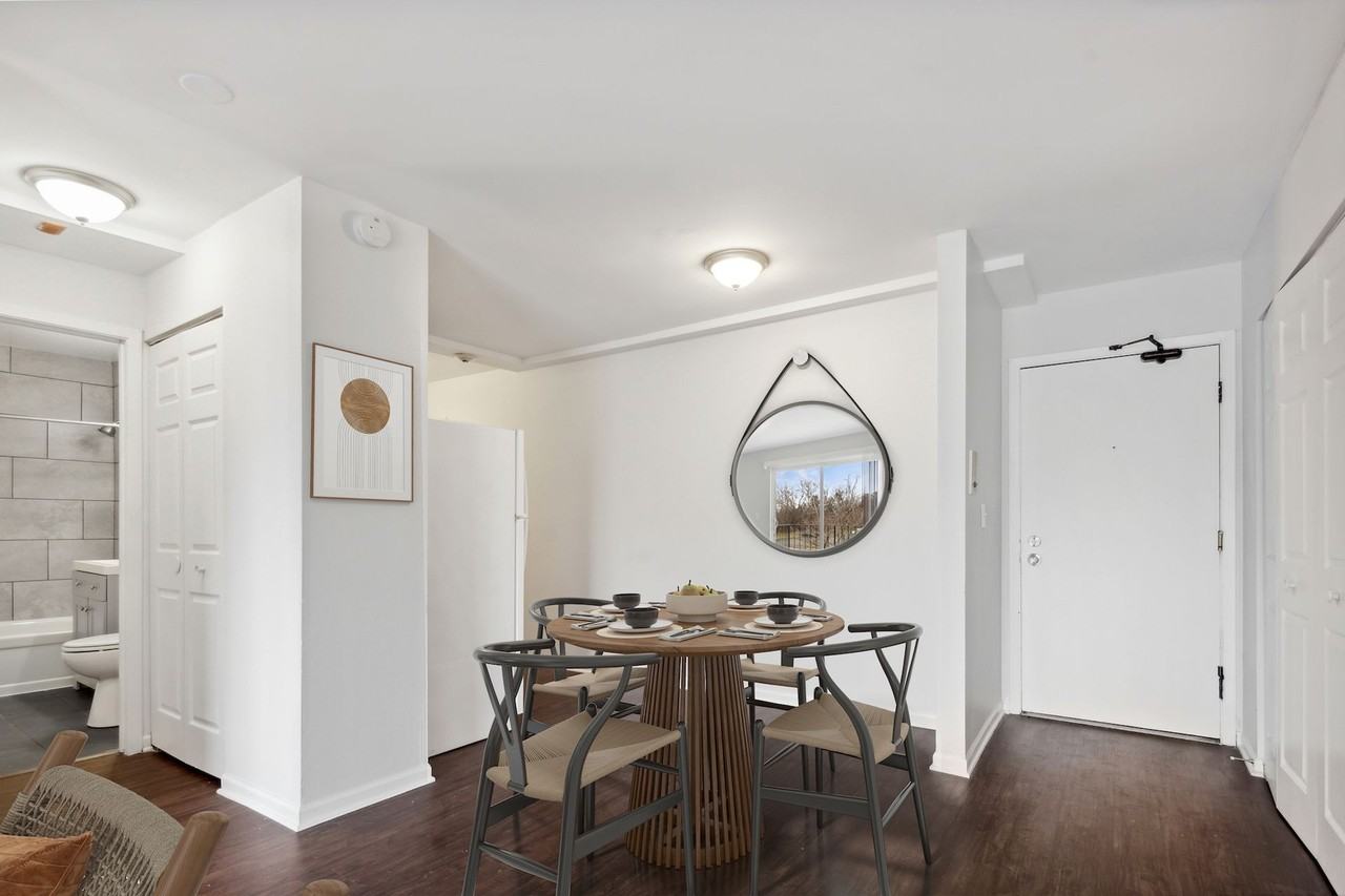 Wellington Creek Apartments - Photo 7 of 39
