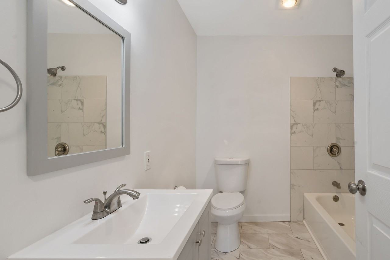 Gemini Estate - Photo 6 of 12