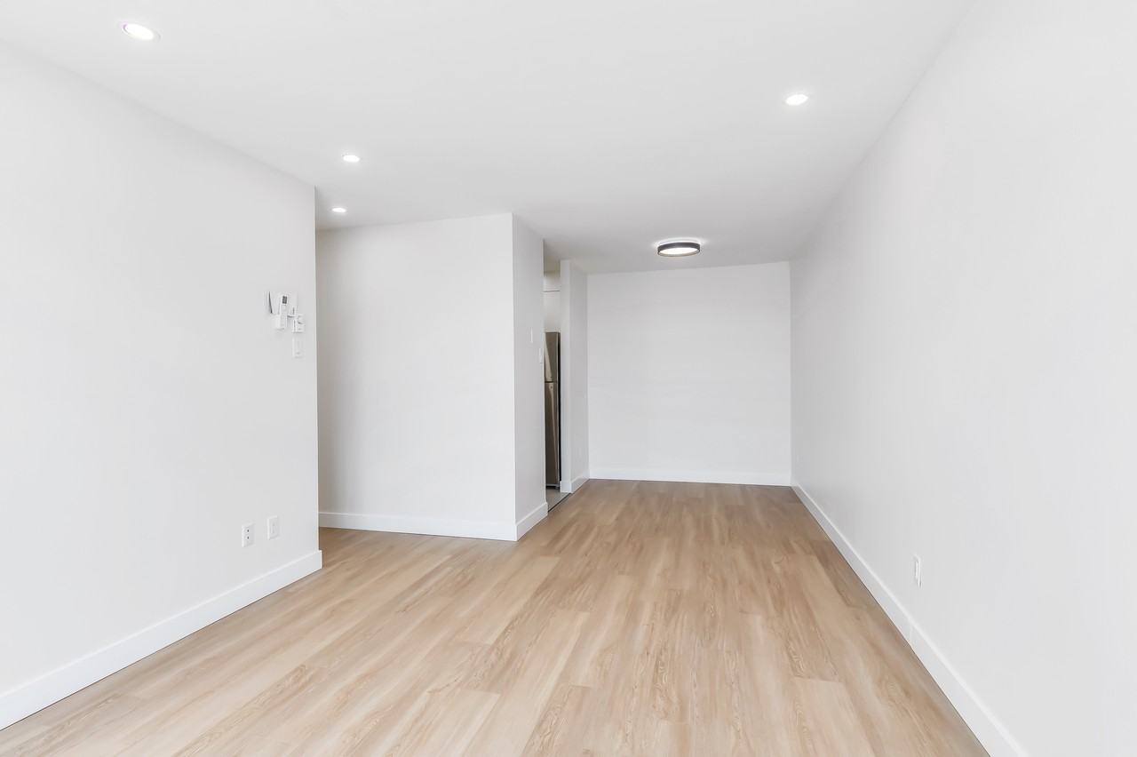 1035 Boulevard Chomedey — photo 2