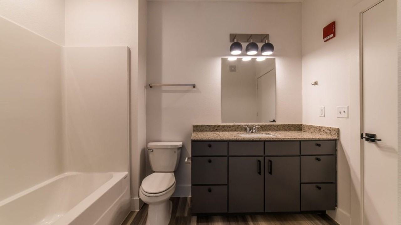 South Creekside Apartments Phase 2 - Photo 5 of 27