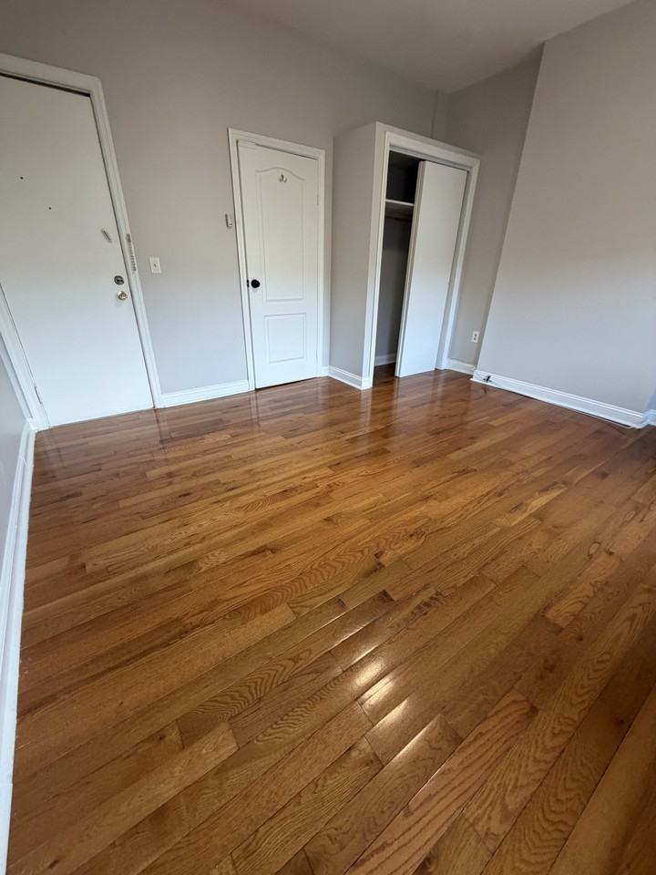 6308 Broadway #5 - Photo 3 of 9