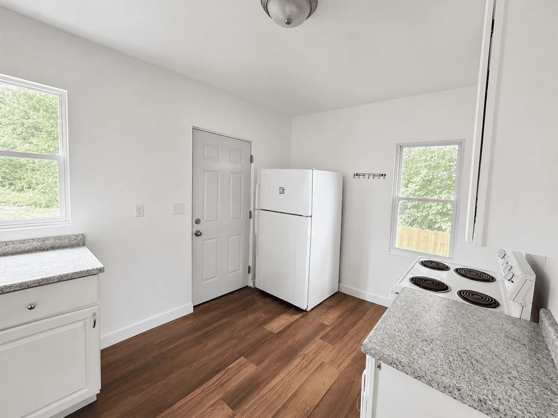 361 Fountain Ave #361 - Photo 2 of 17
