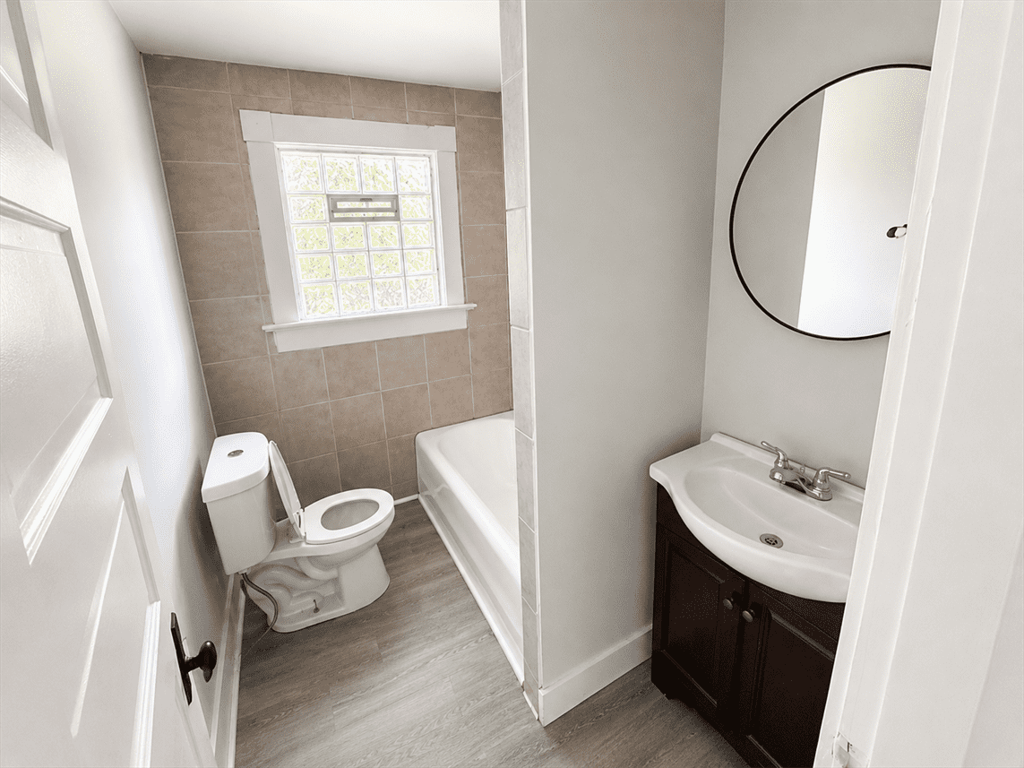 1140 W 2nd St #1140 - Photo 6 of 15