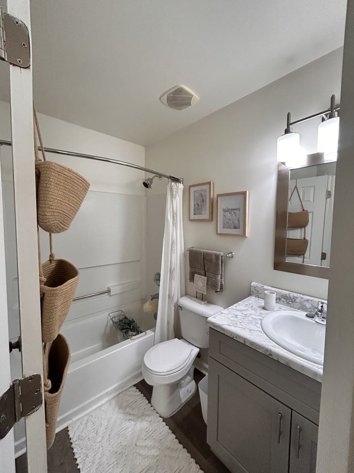 1261 Fords Pointe Cir #1261 - Photo 5 of 11