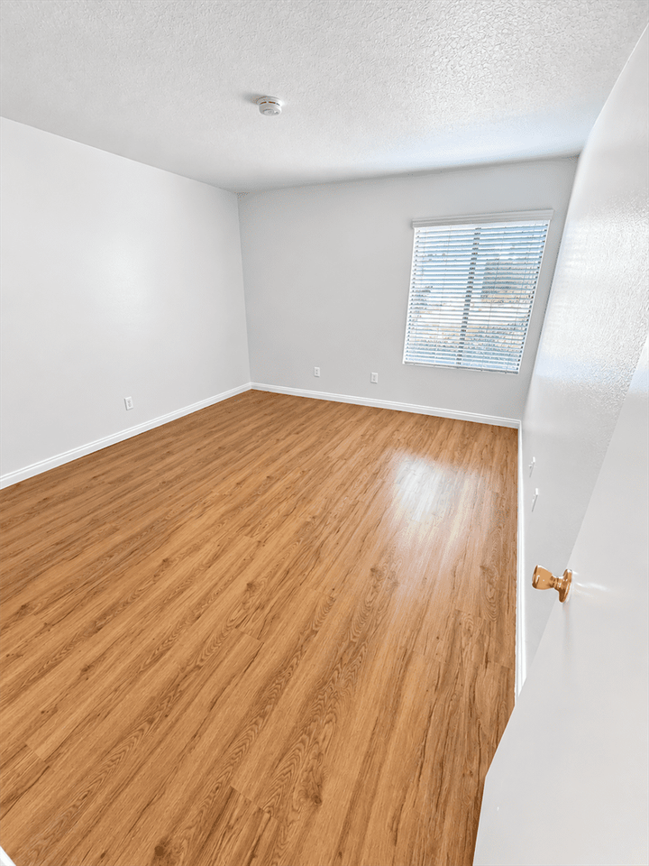 25713 View Pointe #8A - Photo 6 of 16