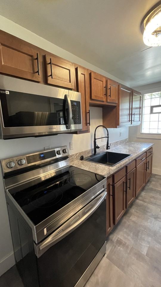7442 Irvine St #7442 - Photo 3 of 18