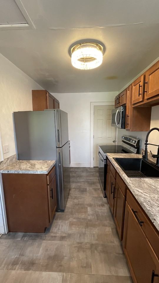 7442 Irvine St #7442 - Photo 5 of 18