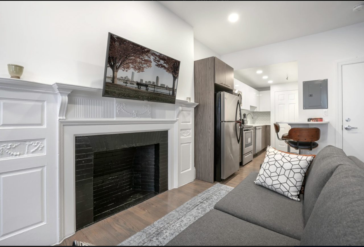 503 Beacon St #5 - Photo 6 of 9