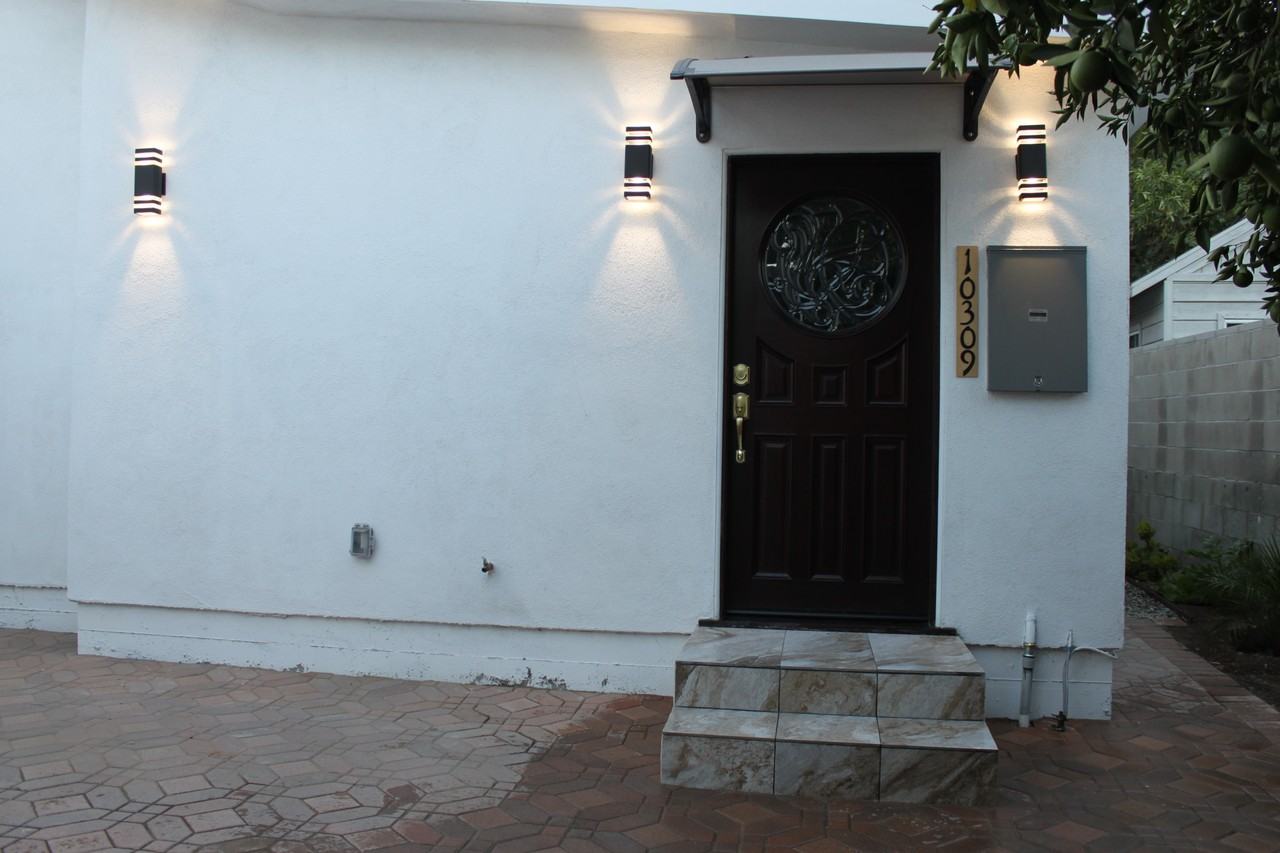 10309 Newhome Ave #NA - Photo 2 of 8
