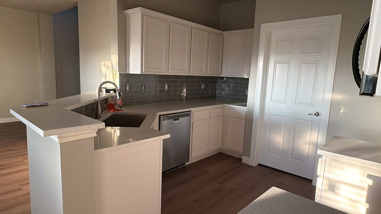 8621 Brunswick Dr #8621 - Photo 5 of 17