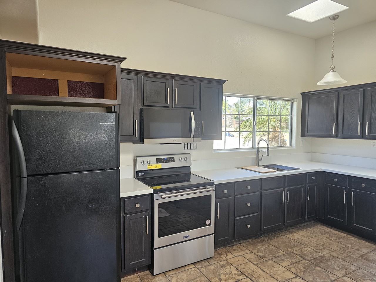 608 Las Flores Dr #NA - Photo 3 of 12
