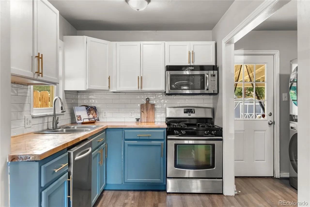 2035 S Julian Cir #NA - Photo 3 of 17