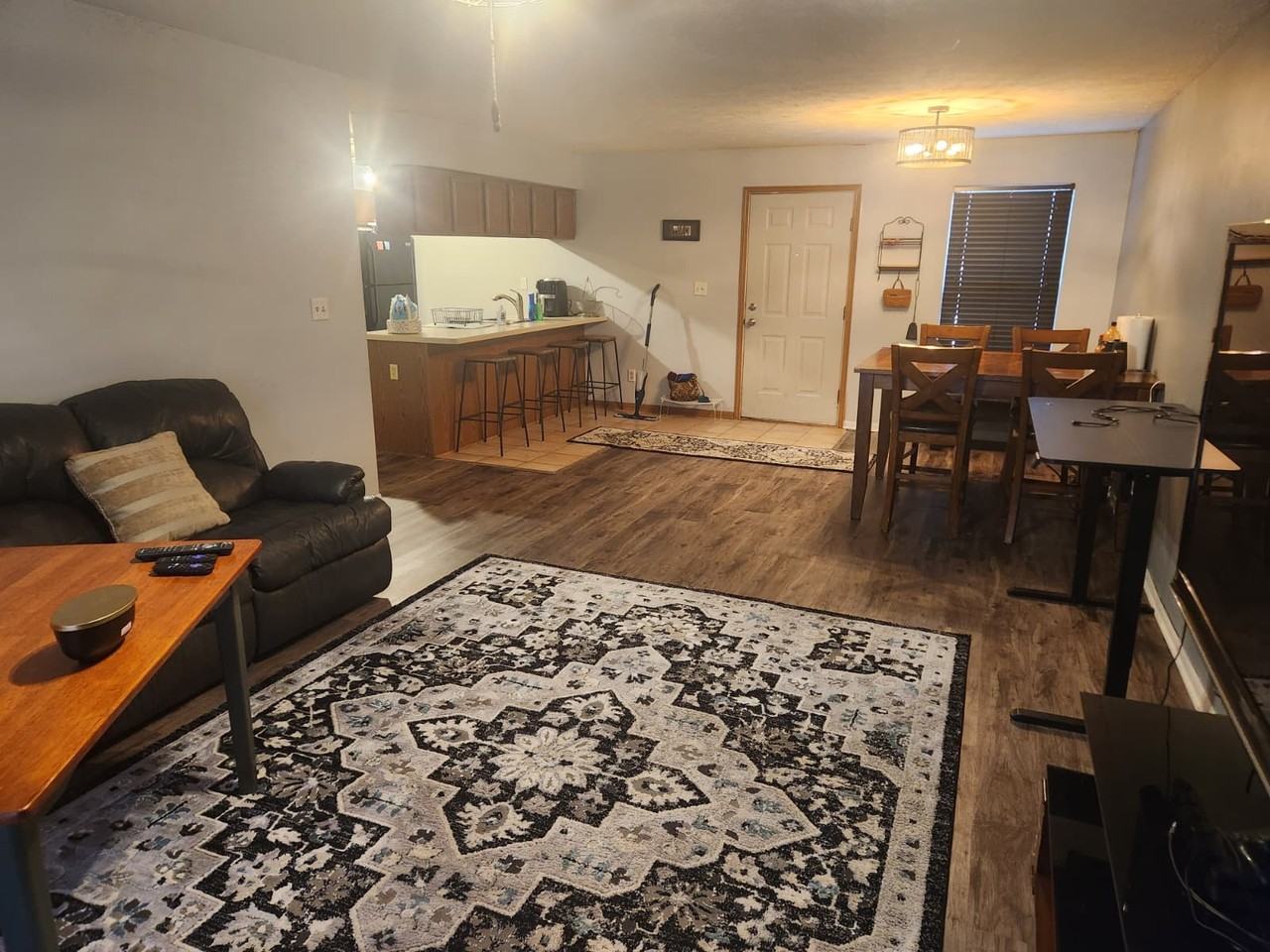 5886 Beechwood Dr #B - Photo 3 of 11