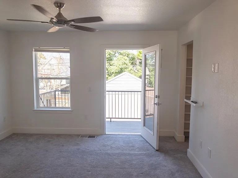 3835 N Williams St #NA - Photo 3 of 10
