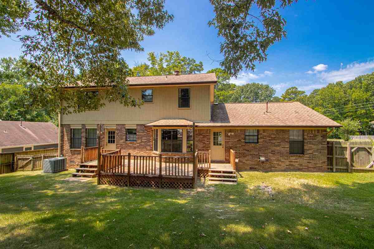 17 Laver Cir #NA - Photo 2 of 22