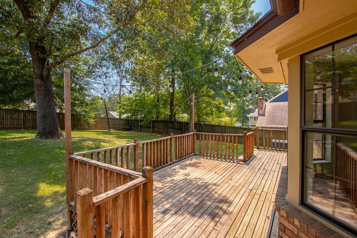 17 Laver Cir #NA - Photo 3 of 22