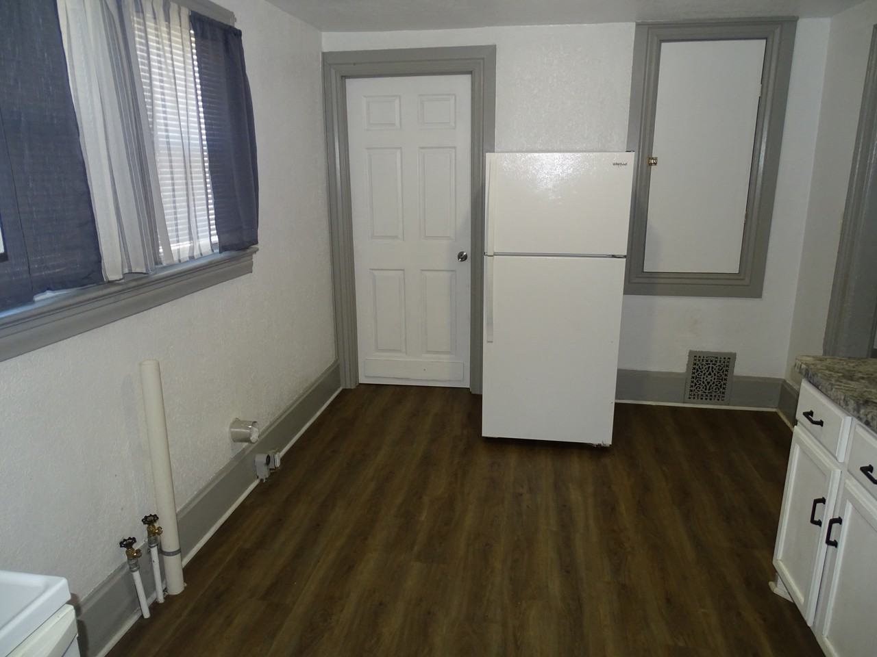 783 W Maumee St #1 - Photo 4 of 15