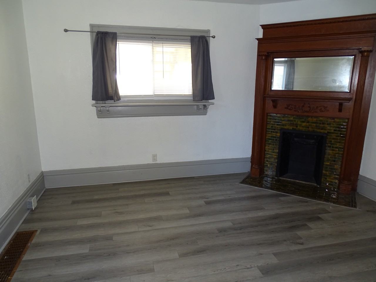 783 W Maumee St #1 - Photo 6 of 15