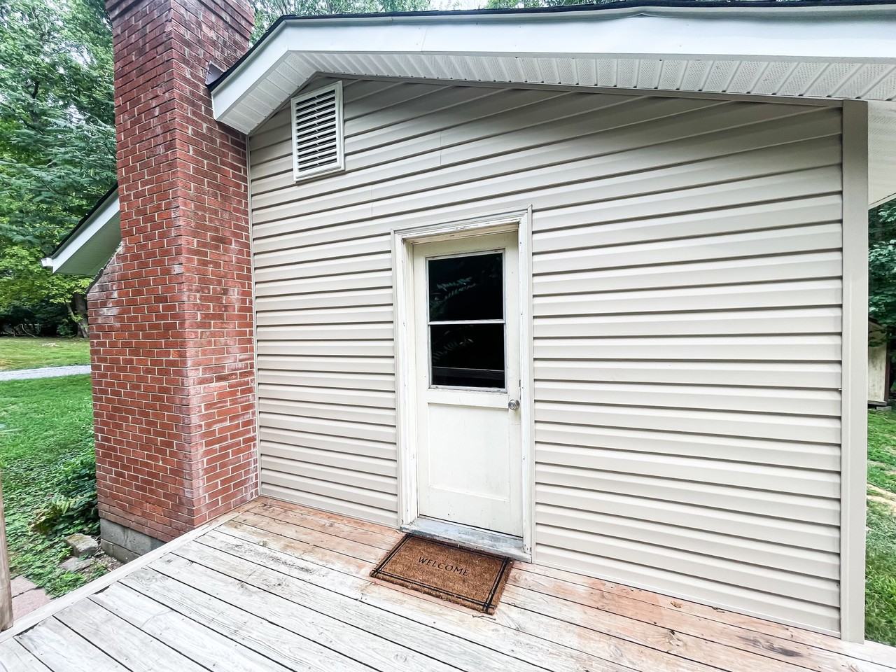 9395 Marcus Ln - Photo 2 of 13