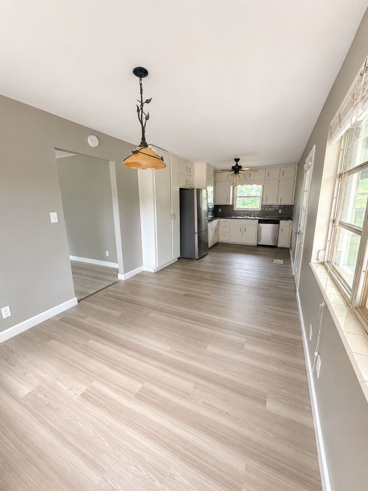 1143 Oakley Dr #NA - Photo 4 of 14