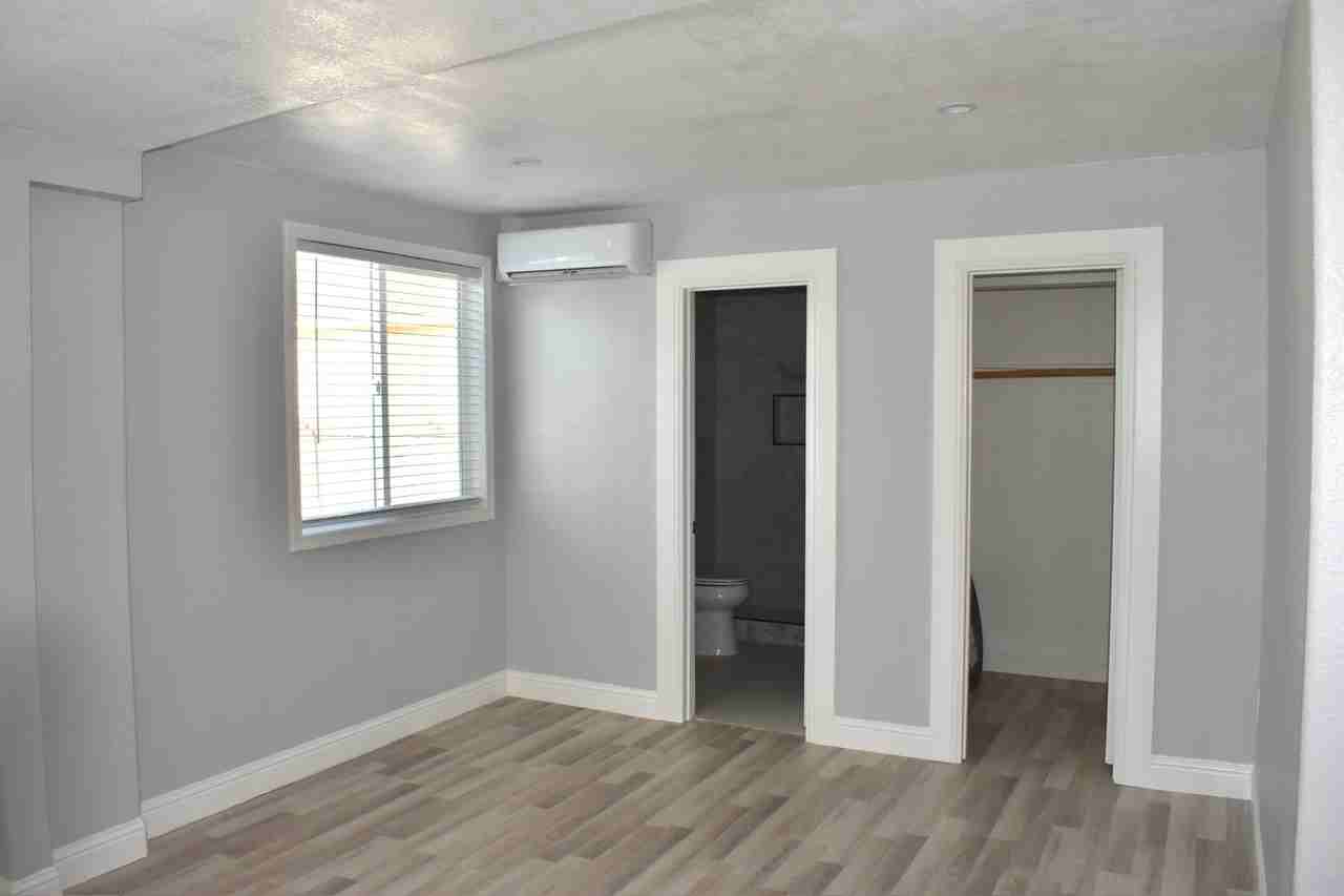 11661 Burke St #NA - Photo 7 of 11
