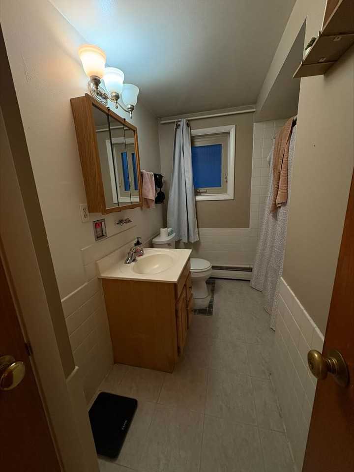914 Grand Ave - Photo 3 of 10