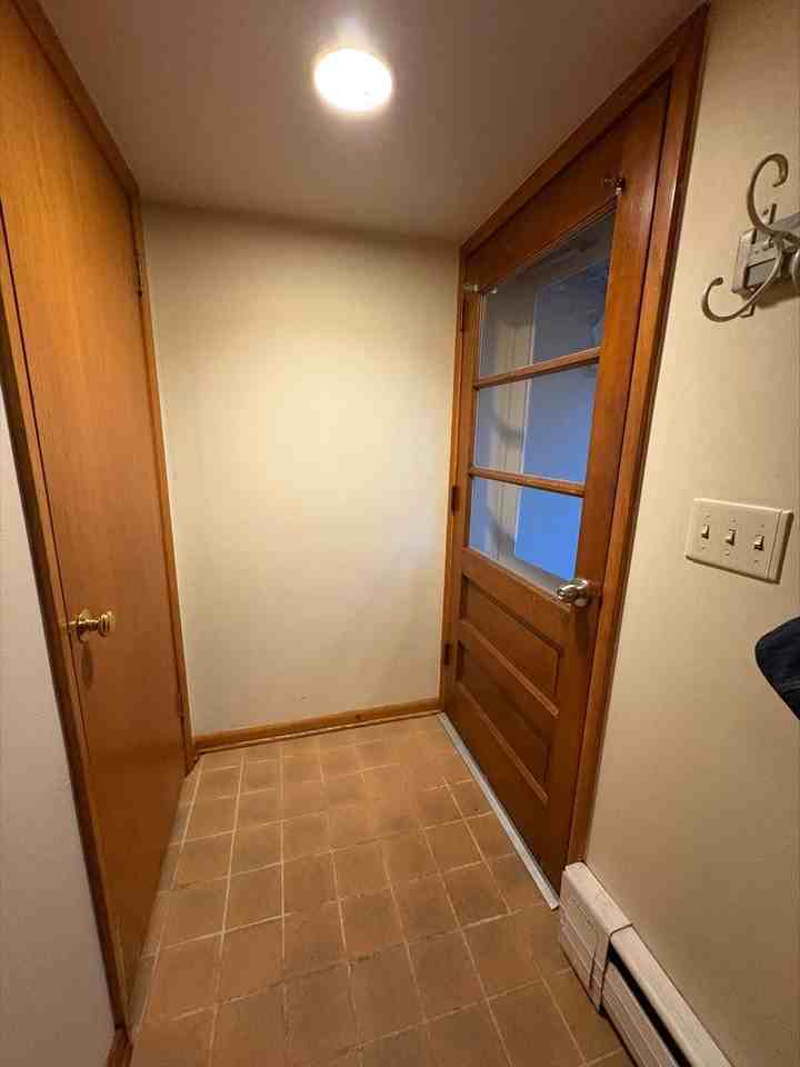 914 Grand Ave - Photo 7 of 10