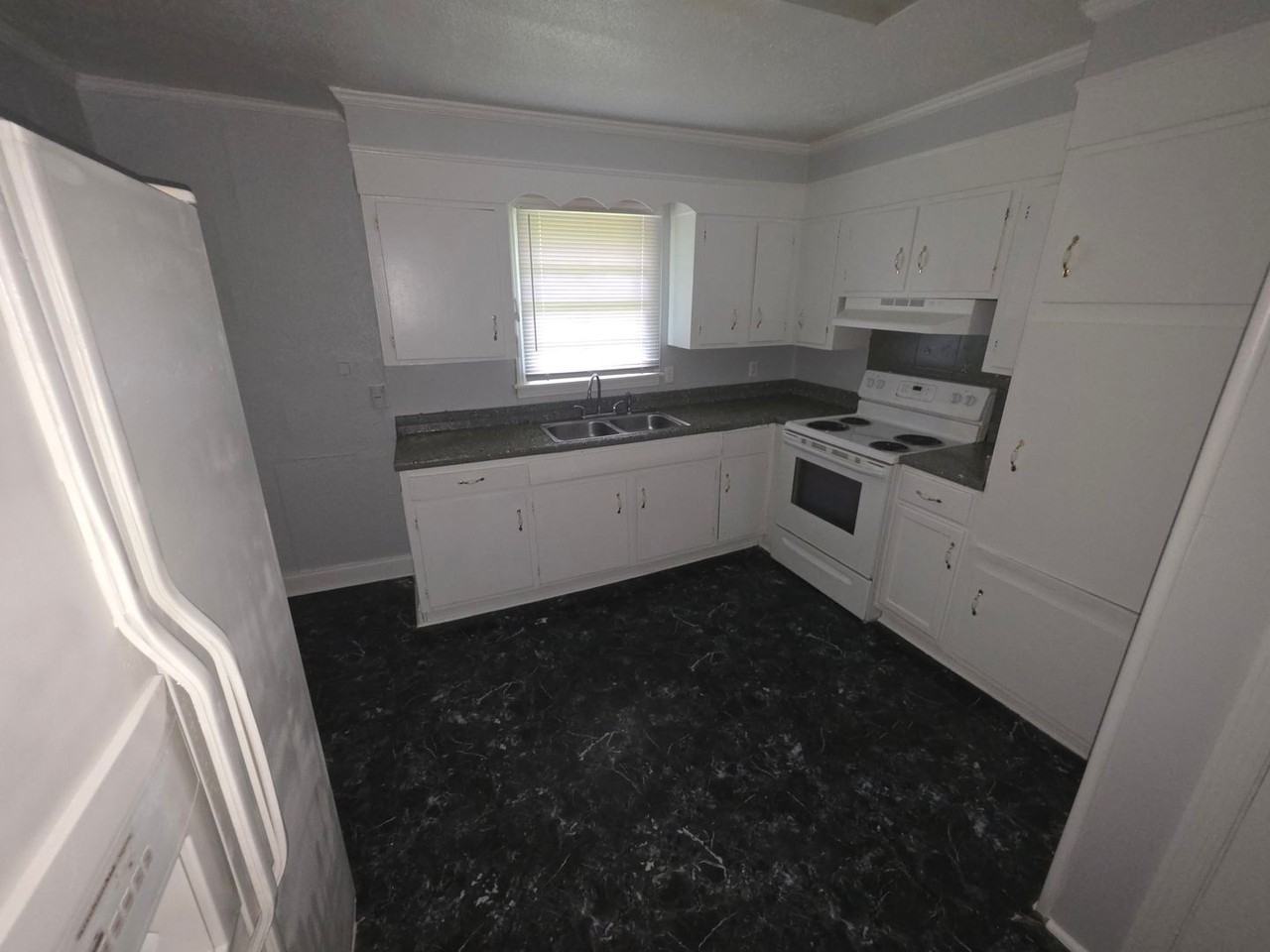 3133 Monticello Dr - Photo 5 of 6