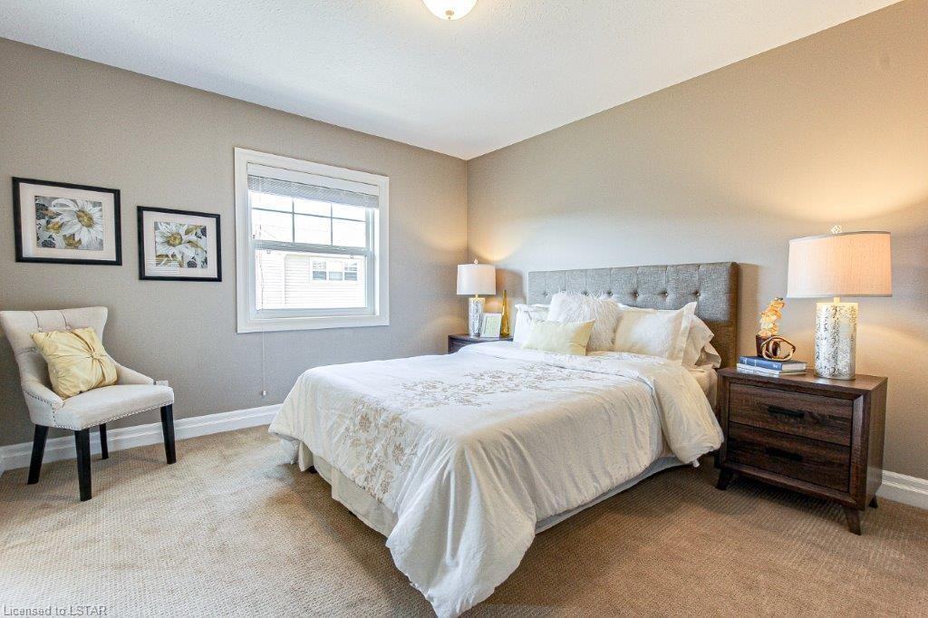 1850 Beaverbrook Avenue #9 - Photo 3 of 14