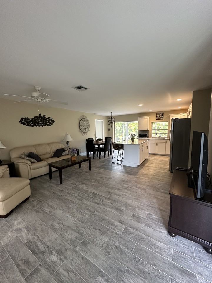 7487 Se Pelican Way #NA - Photo 3 of 12