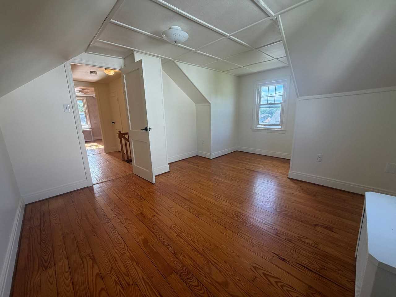 5 E Walnut St - Photo 3 of 15