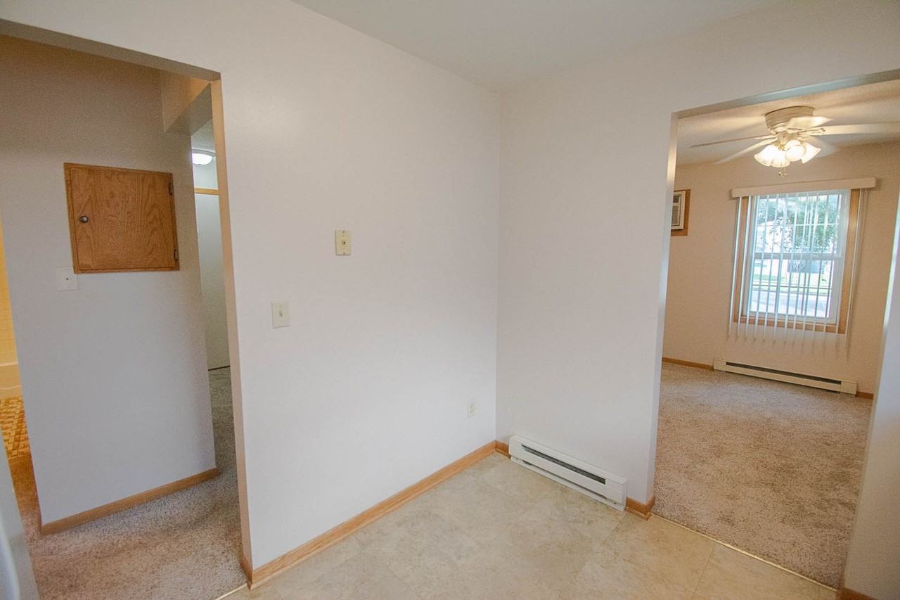 2315 30th Ave Nw - Photo 6 of 15