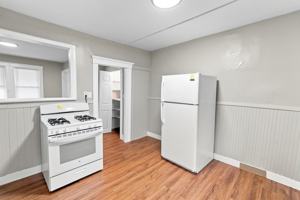 featured image of 425 Wood Ave