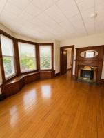 featured image of 909 State St