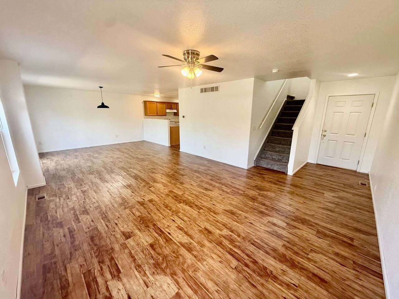 1912 Dove Creek Cir - Photo 6 of 32