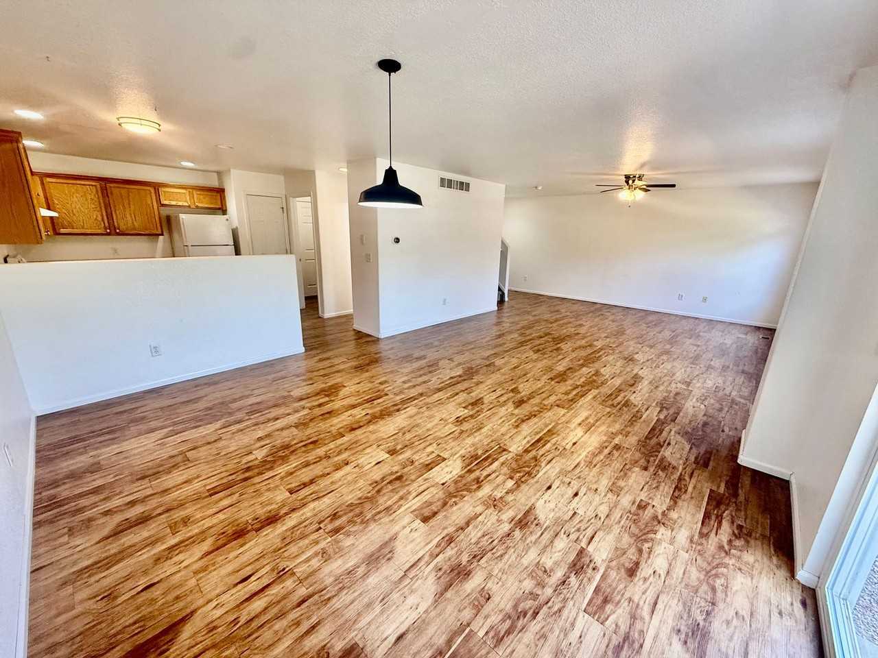 1912 Dove Creek Cir - Photo 7 of 32