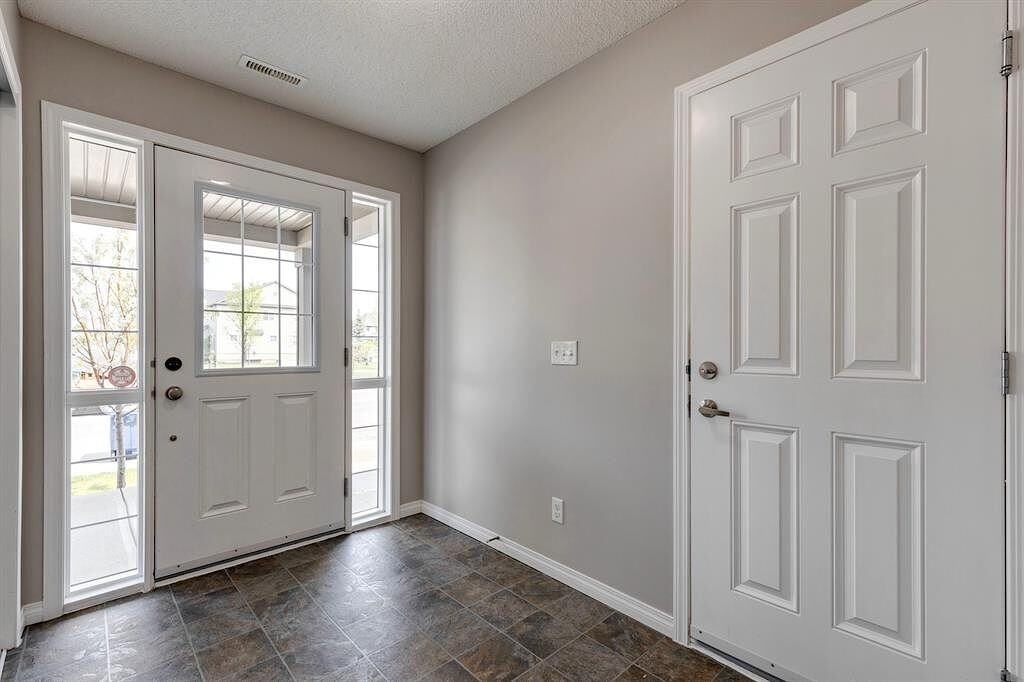 113 Windstone Mews Sw - Photo 3 of 36