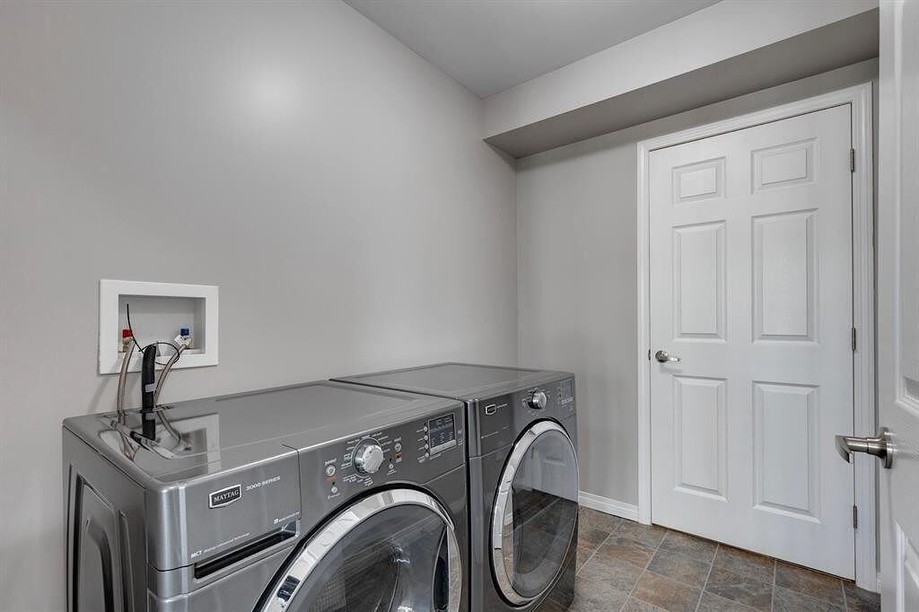113 Windstone Mews Sw - Photo 4 of 36