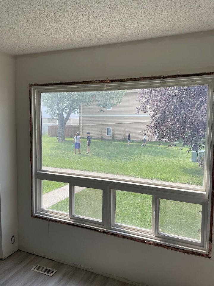 2131 - 2131 Oak Street - Photo 2 of 23