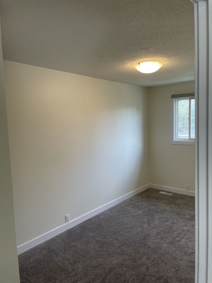 2131 - 2131 Oak Street - Photo 7 of 23