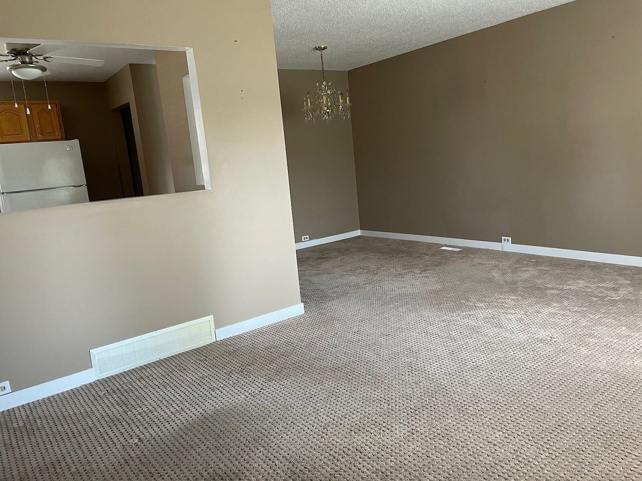 152 Huntridge Rd Ne - Photo 4 of 20