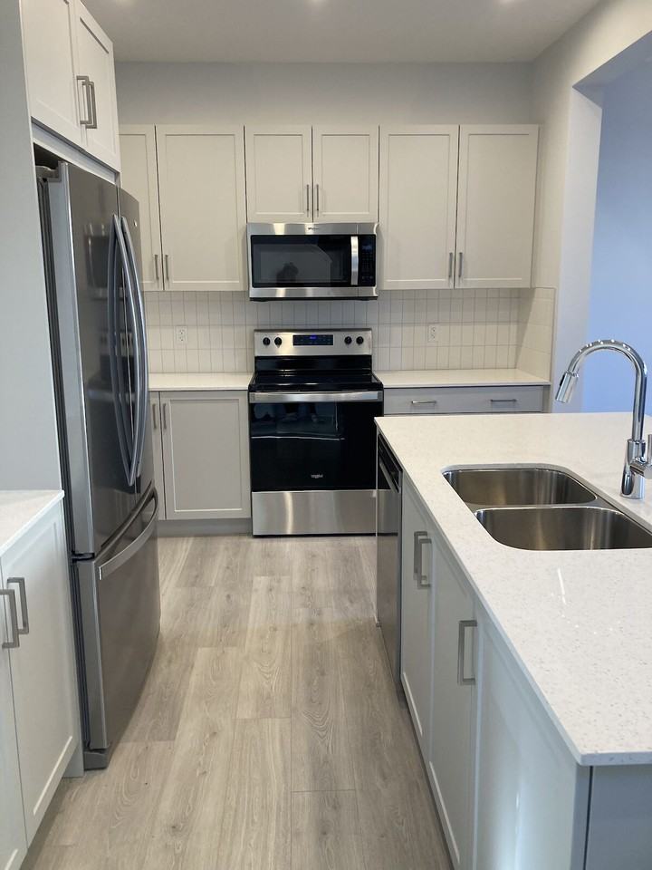 22904 94 Ave Nw - Photo 3 of 11