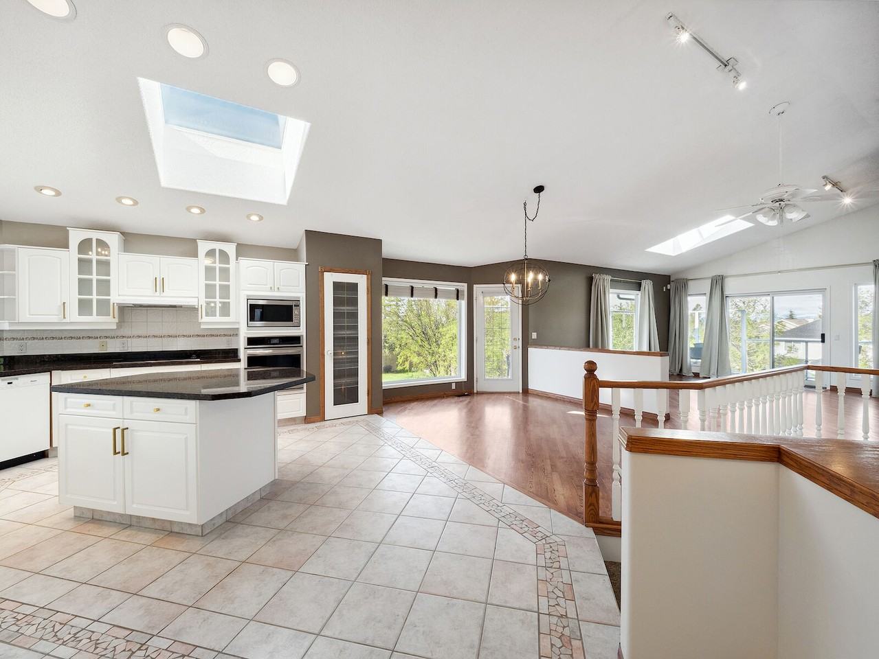 442 Rocky Ridge Cove Nw