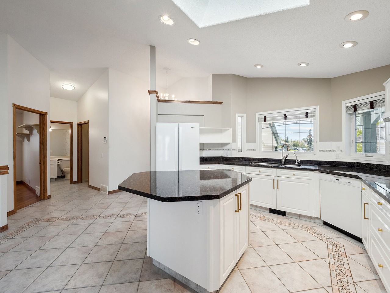 442 Rocky Ridge Cove Nw - Photo 2 of 48